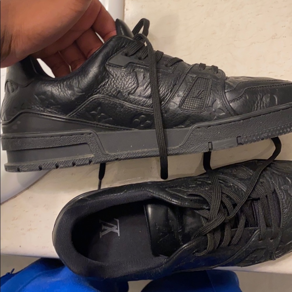 Louis Vuitton low top sneakers